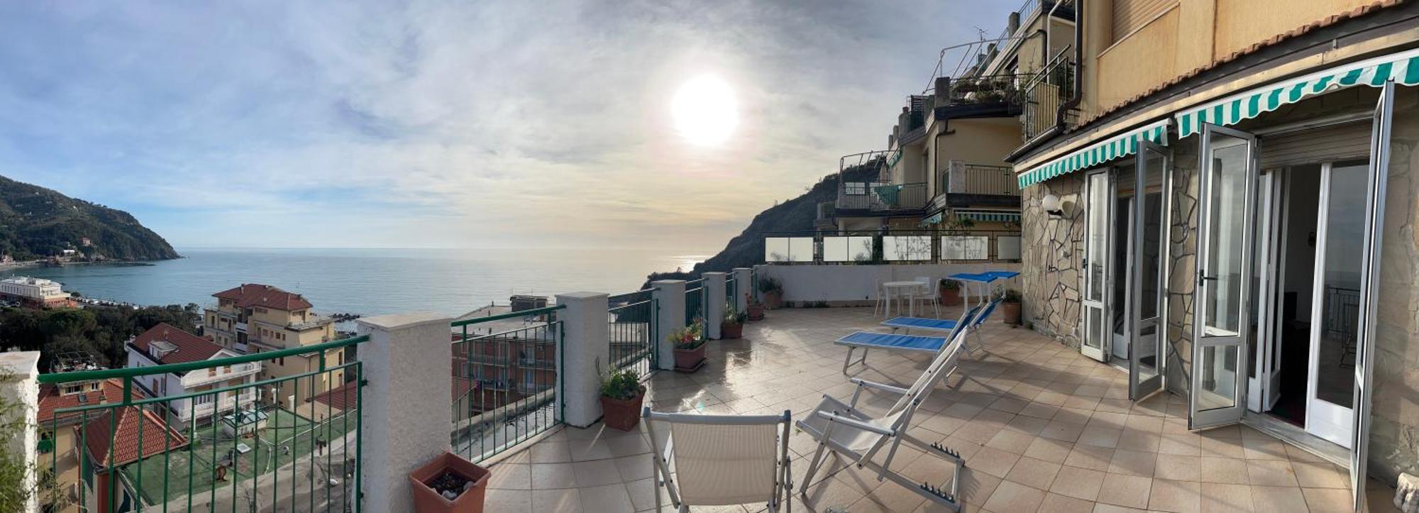 Sunflower Terrazza Panoramica Levanto Luaran gambar